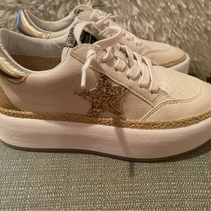 Vintage Havana sneakers